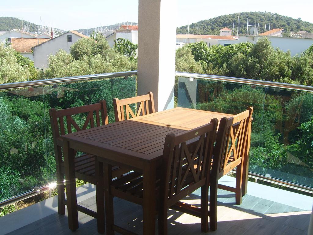Apartments Villa Erik โรกอซนิซา ห้อง รูปภาพ