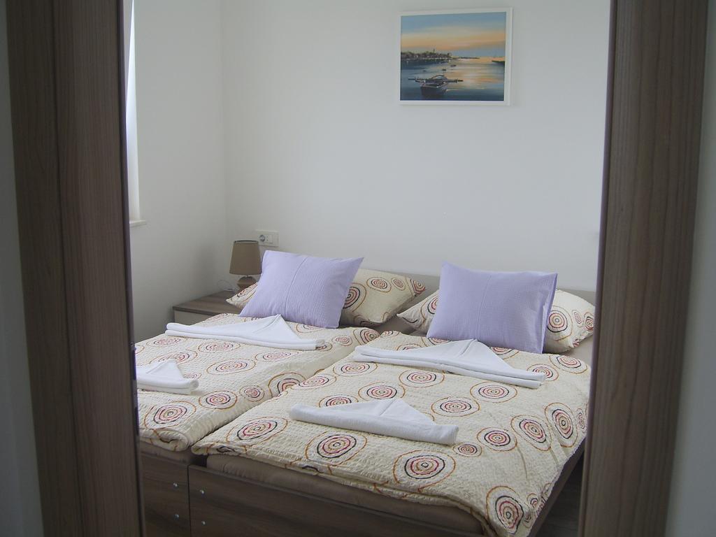 Apartments Villa Erik โรกอซนิซา ห้อง รูปภาพ