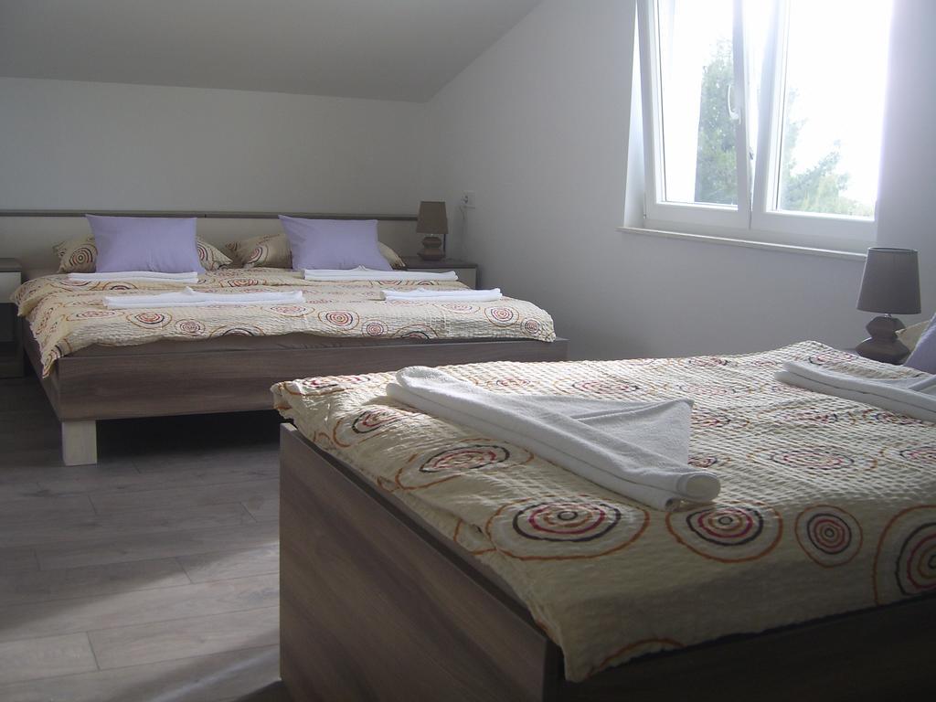 Apartments Villa Erik โรกอซนิซา ห้อง รูปภาพ